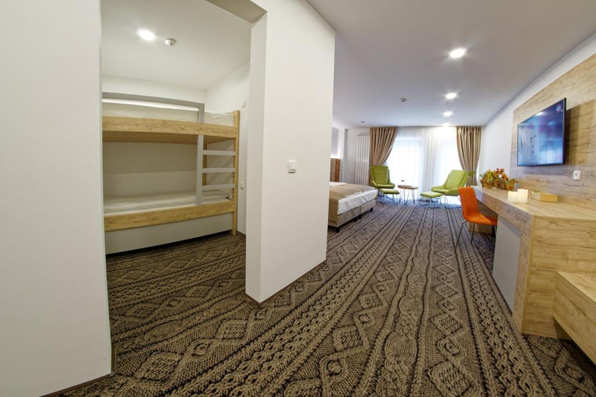 Aquarius Boutique Hotel Câmpulung Moldovenesc Rom bilde